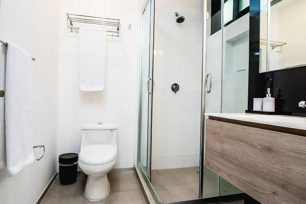 Colourful & Central 1 Bedroom In Playa Del Carmen 0*,